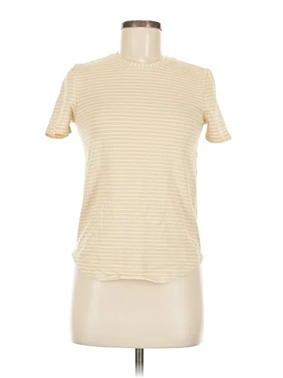 Pre-owned Lululemon Athletica Short Sleeve T-shirt In Gold