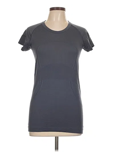 Pre-owned Lululemon Athletica Short Sleeve T-shirt In Gray