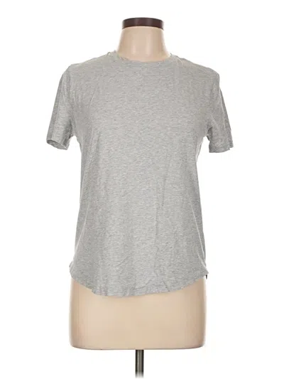 Pre-owned Lululemon Athletica Short Sleeve T-shirt In Gray