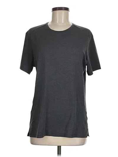 Pre-owned Lululemon Athletica Short Sleeve T-shirt In Gray