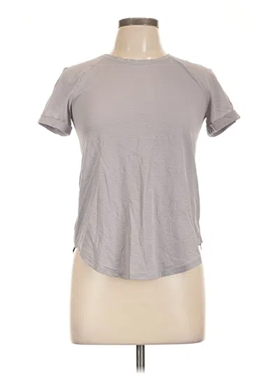Pre-owned Lululemon Athletica Short Sleeve T-shirt In Gray