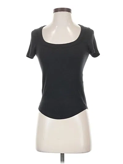 Pre-owned Lululemon Athletica Short Sleeve T-shirt In Gray