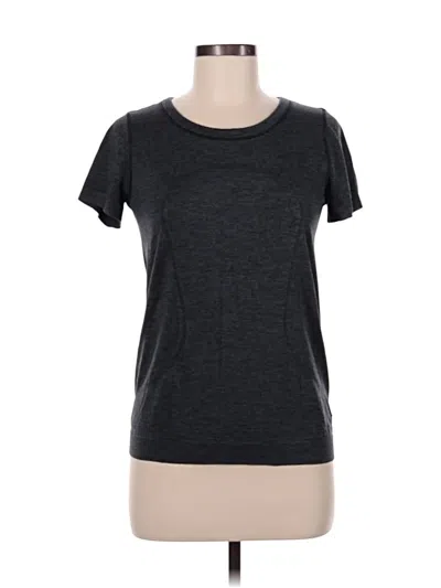 Pre-owned Lululemon Athletica Short Sleeve T-shirt In Gray