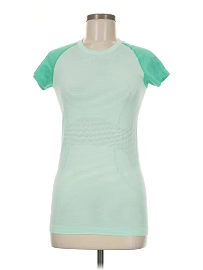 Pre-owned Lululemon Athletica Short Sleeve T-shirt In Green