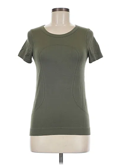 Pre-owned Lululemon Athletica Short Sleeve T-shirt In Green