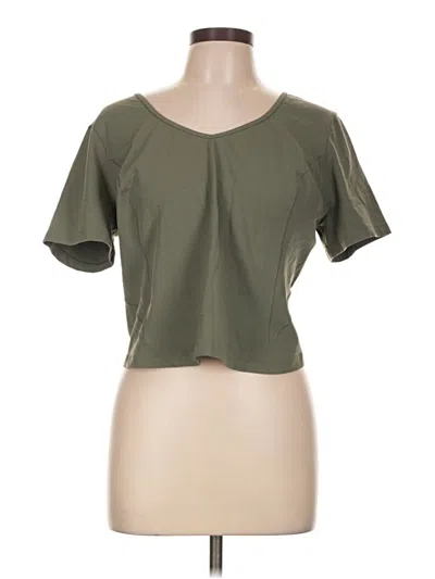 Pre-owned Lululemon Athletica Short Sleeve T-shirt In Green