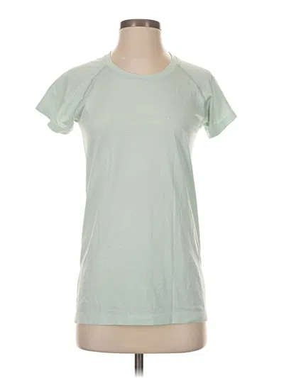 Pre-owned Lululemon Athletica Short Sleeve T-shirt In Green