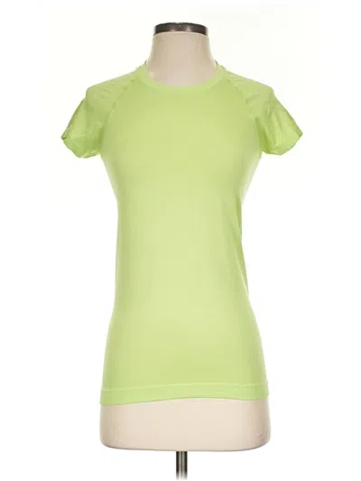 Pre-owned Lululemon Athletica Short Sleeve T-shirt In Green