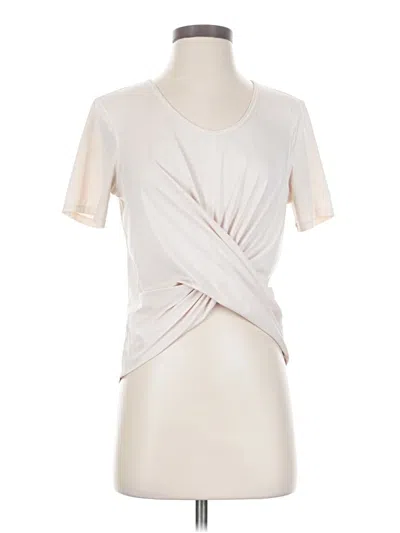 Pre-owned Lululemon Athletica Short Sleeve T-shirt In Ivory