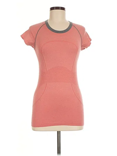 Pre-owned Lululemon Athletica Short Sleeve T-shirt In Pink