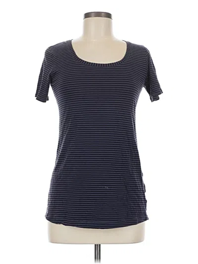 Pre-owned Lululemon Athletica Short Sleeve T-shirt In Purple
