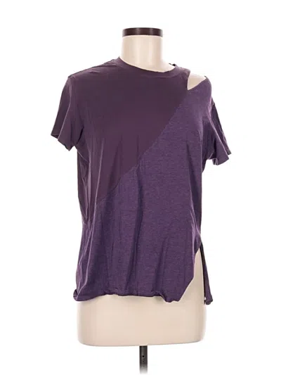 Pre-owned Lululemon Athletica Short Sleeve T-shirt In Purple