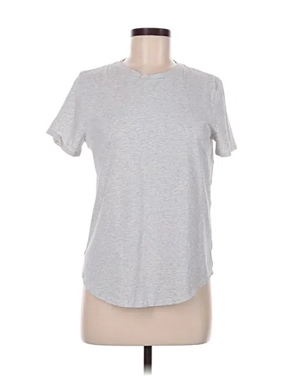 Pre-owned Lululemon Athletica Short Sleeve T-shirt In Silver