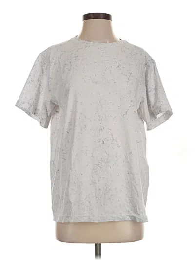 Pre-owned Lululemon Athletica Short Sleeve T-shirt In Silver