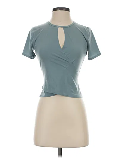 Pre-owned Lululemon Athletica Short Sleeve T-shirt In Teal