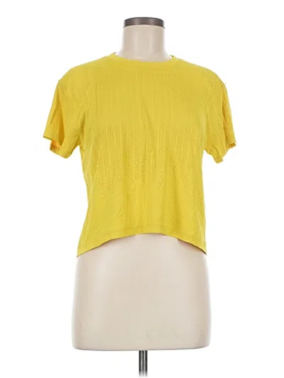 Pre-owned Lululemon Athletica Short Sleeve T-shirt In Yellow