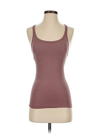 Pre-owned Lululemon Athletica Sleeveless T-shirt In Burgundy