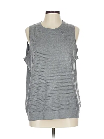 Pre-owned Lululemon Athletica Sleeveless T-shirt In Gray