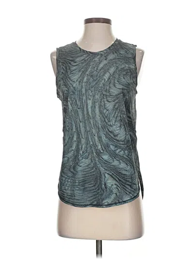 Pre-owned Lululemon Athletica Sleeveless T-shirt In Blue