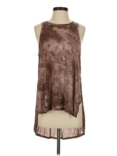 Pre-owned Lululemon Athletica Sleeveless T-shirt In Brown