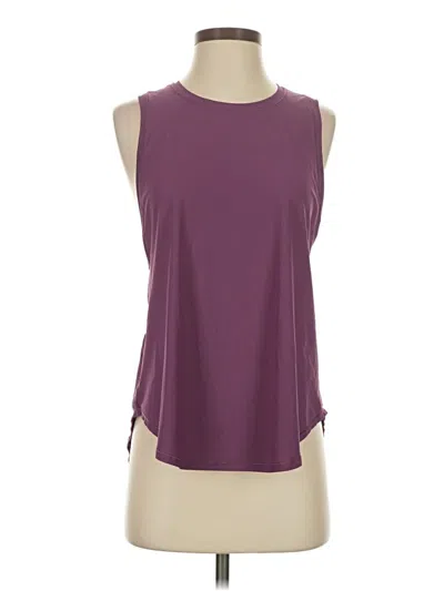 Pre-owned Lululemon Athletica Sleeveless T-shirt In Purple