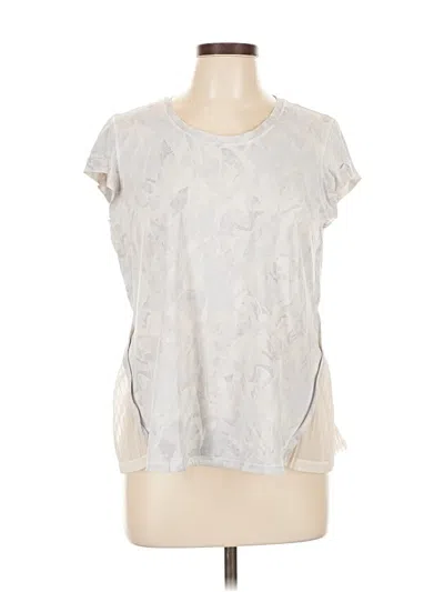 Pre-owned Lululemon Athletica Sleeveless T-shirt In Silver
