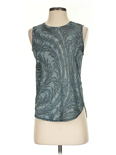 Pre-owned Lululemon Athletica Sleeveless T-shirt In Teal