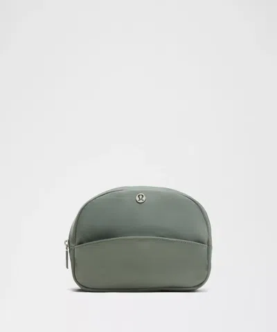 Lululemon City Essentials Pouch 4l