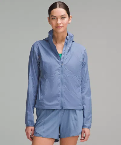 Lululemon Classic-fit Ventilated Running Jacket In Blue