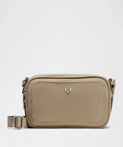 Lululemon Crossbody Camera Bag 2l