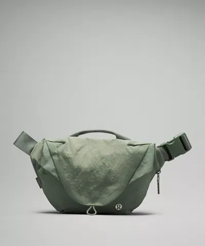 Lululemon Curved Crossbody Bag 3l