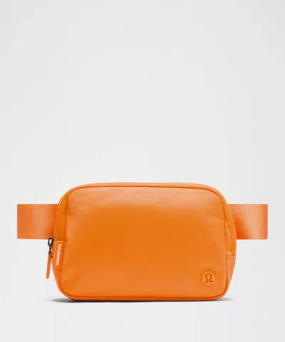 Lululemon Everywhere Belt Bag 1l