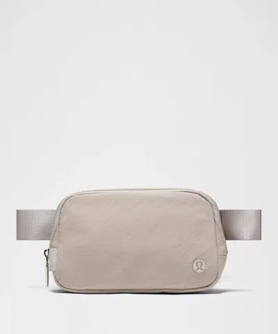 Lululemon Everywhere Belt Bag 1l