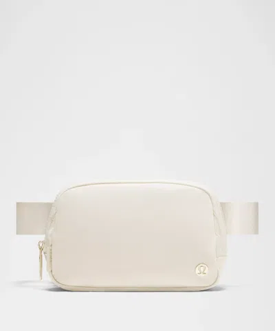 Lululemon Everywhere Belt Bag 1l