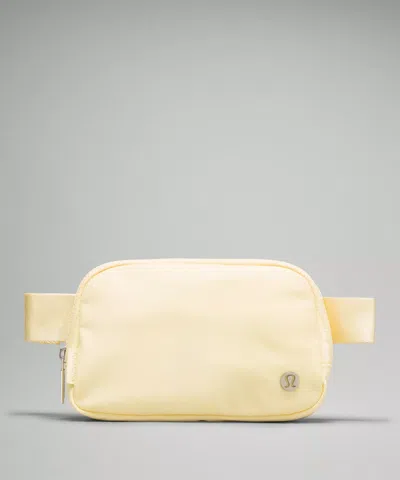 Lululemon Everywhere Belt Bag 1l