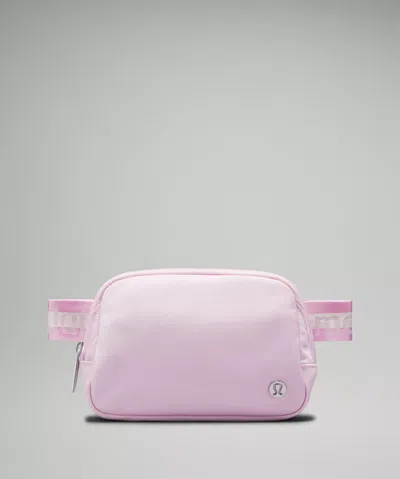 Lululemon Everywhere Belt Bag 1l Wordmark