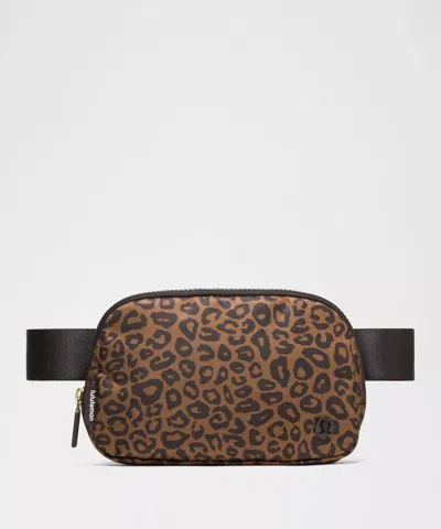 Lululemon Everywhere Belt Bag With Long Strap 1l