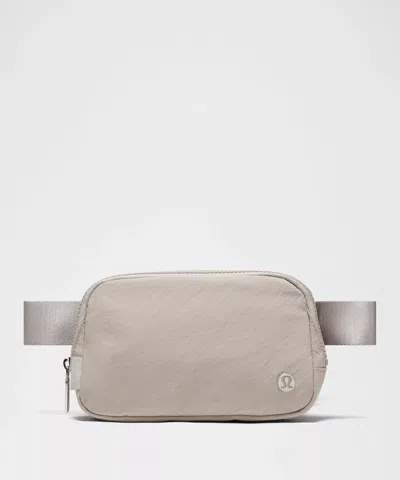 Lululemon Everywhere Belt Bag With Long Strap 1l