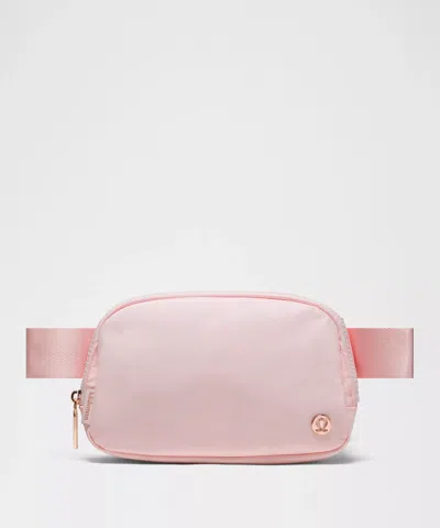 Lululemon Everywhere Belt Bag With Long Strap 1l