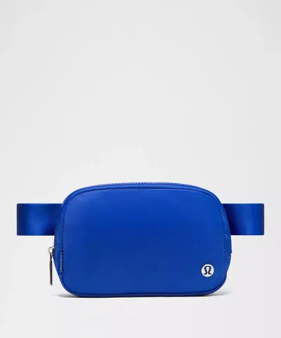 Lululemon Everywhere Belt Bag With Long Strap 1l