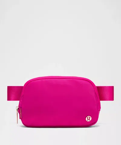 Lululemon Everywhere Belt Bag With Long Strap 1l