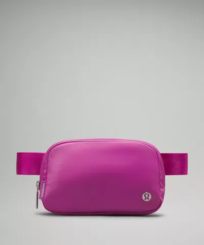 Lululemon Everywhere Belt Bag With Long Strap 1l