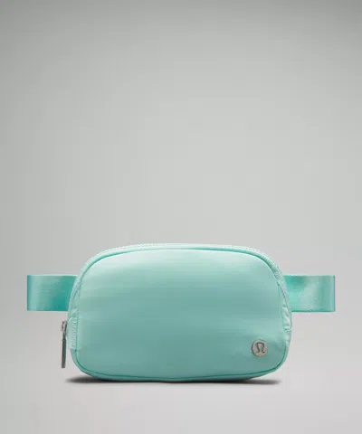 Lululemon Everywhere Belt Bag With Long Strap 1l