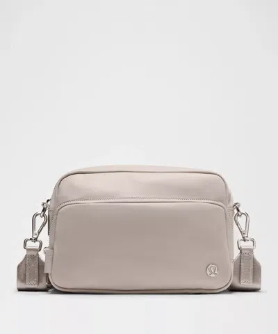 Lululemon Everywhere Crossbody 3l Large