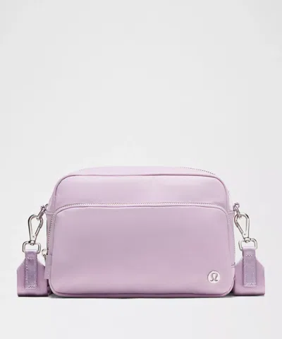 Lululemon Everywhere Crossbody 3l Large In Purple