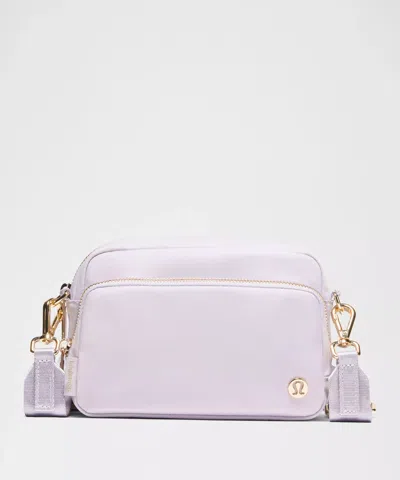 Lululemon Everywhere Crossbody Bag 2l