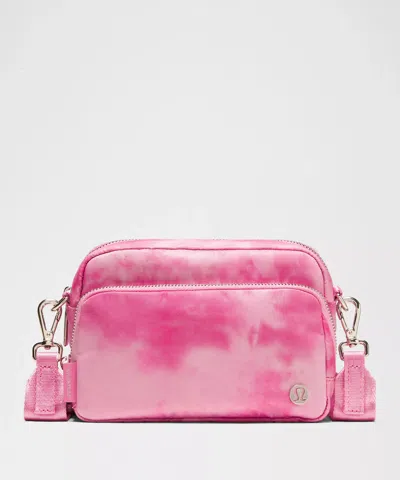 Lululemon Everywhere Crossbody Bag 2l