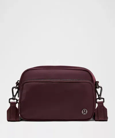 Lululemon Everywhere Crossbody Bag 2l Metal Hardware
