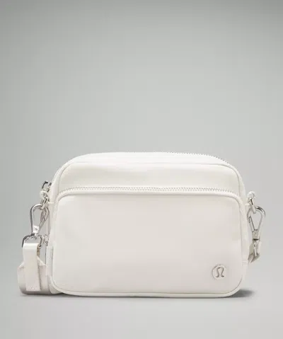 Lululemon Everywhere Crossbody Bag 2l Metal Hardware