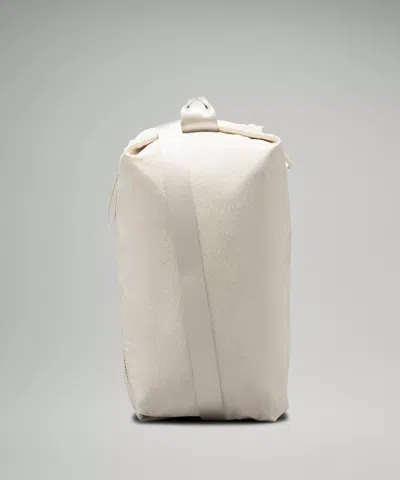Lululemon Fast Track Bag 2.0 10l